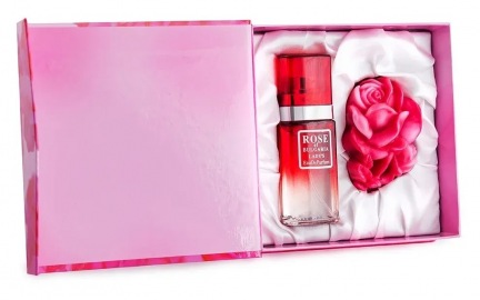 Комплект Rose 25мл "Роза Болгарии" квадратный (глиц.мыло р/р "Роза Болгарии"40гр+духи Lady`s 25 ml)